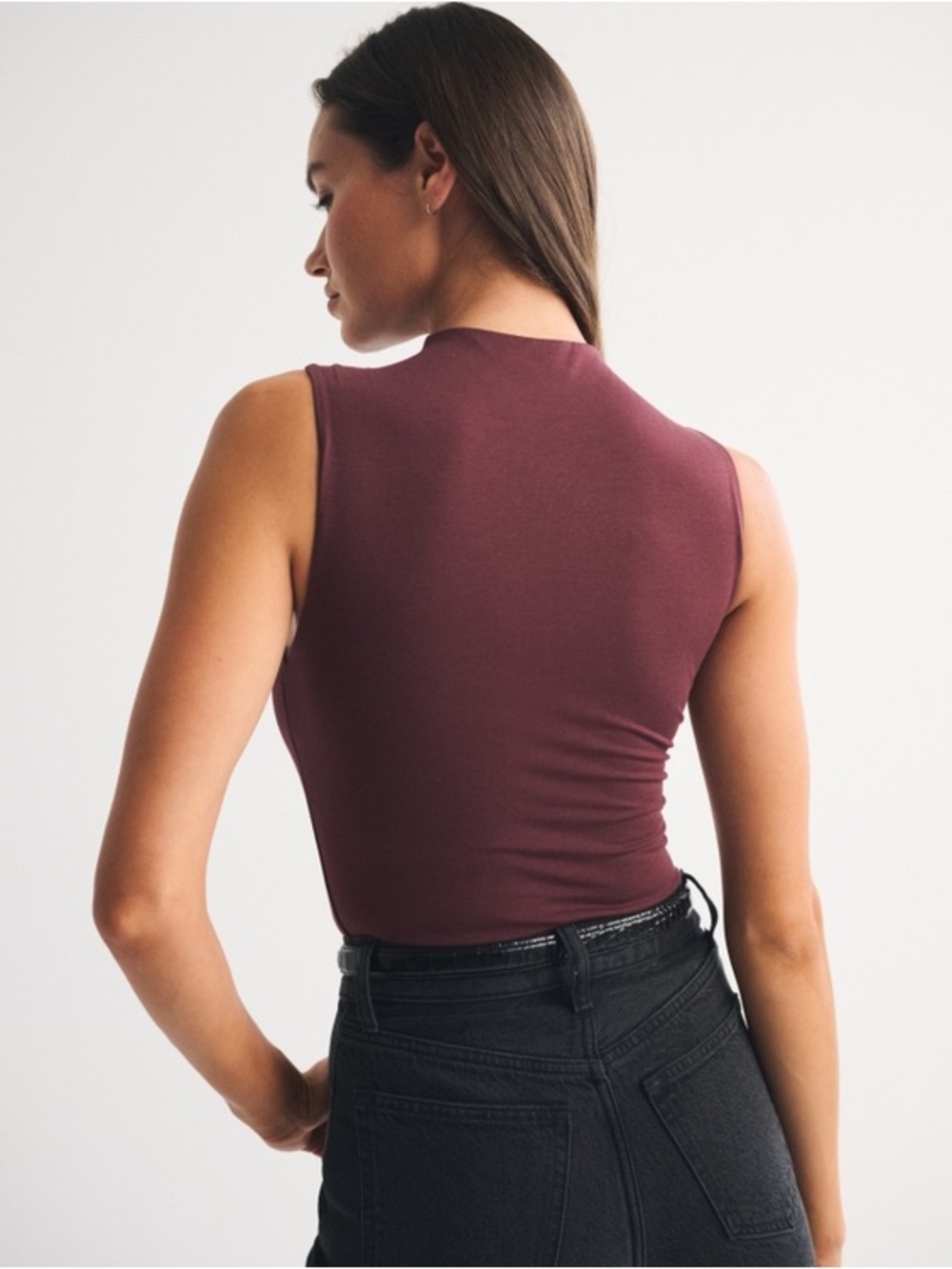Abercrombie & Fitch Mock Neck Red Wine Bodysuit - Picture 3 of 8